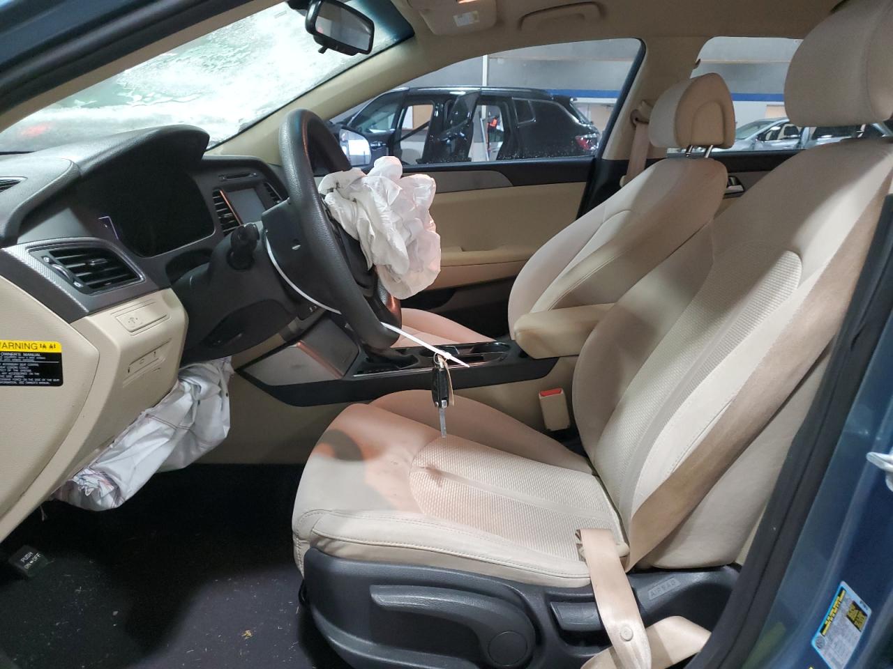 2017 Hyundai Sonata - Image 7