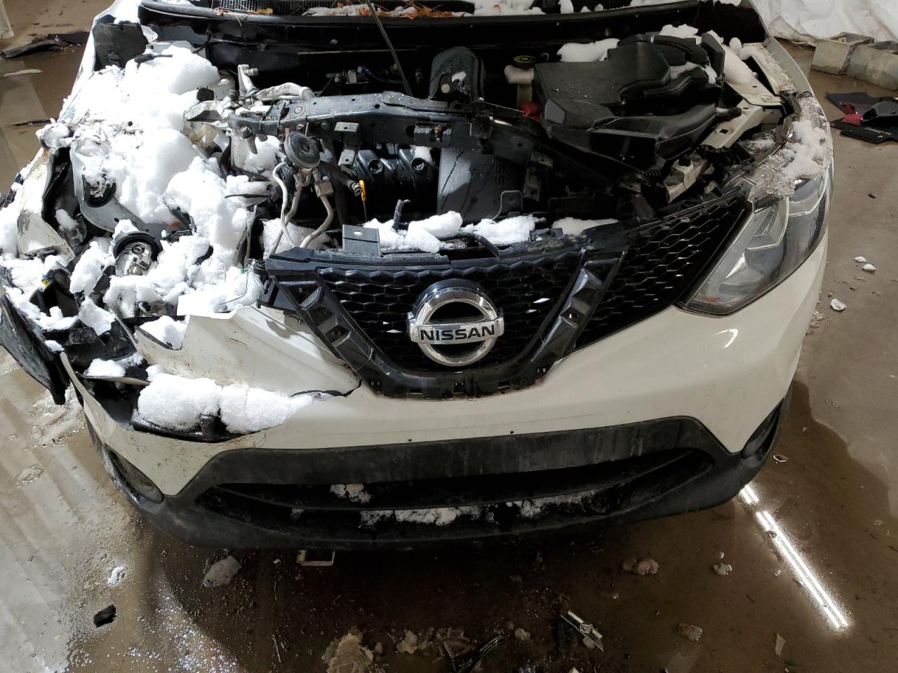 2017 Nissan Rogue - Image 13