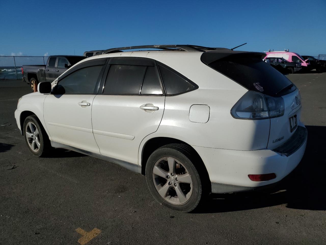 2004 Lexus RX - Image 2