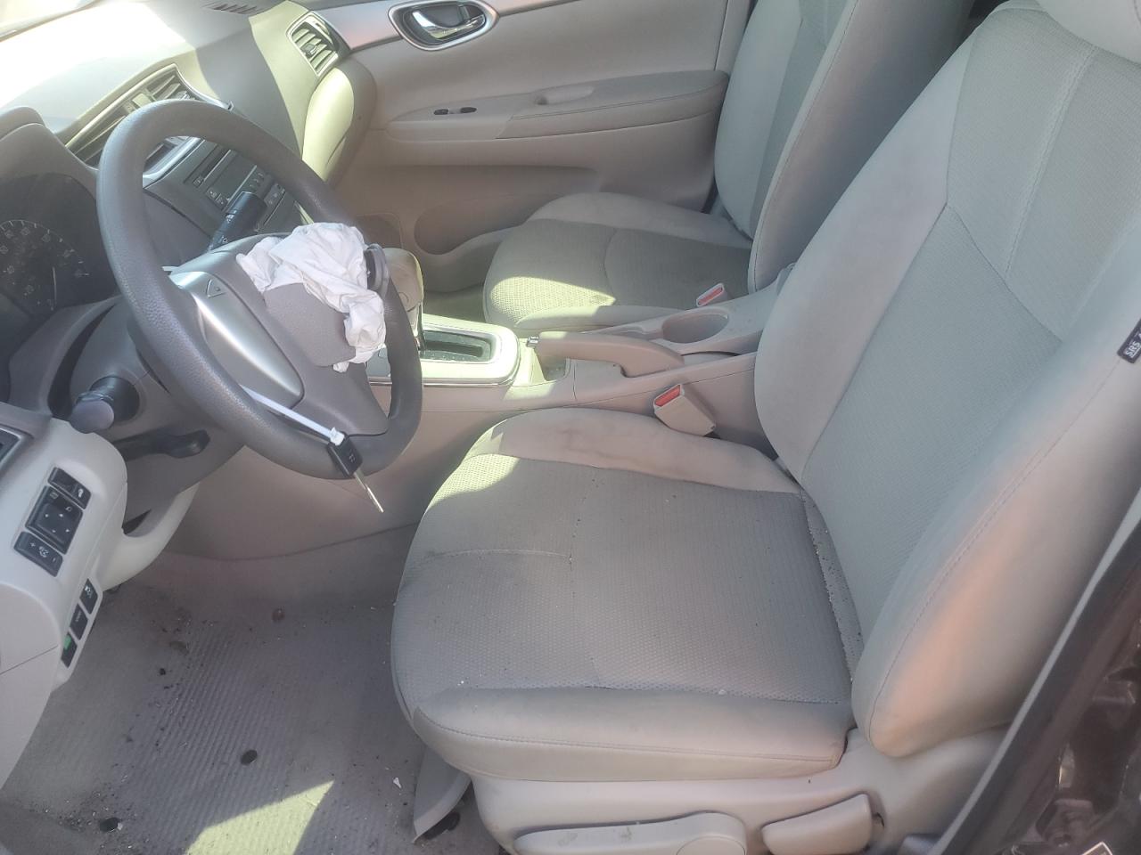 2014 Nissan Sentra - Image 7