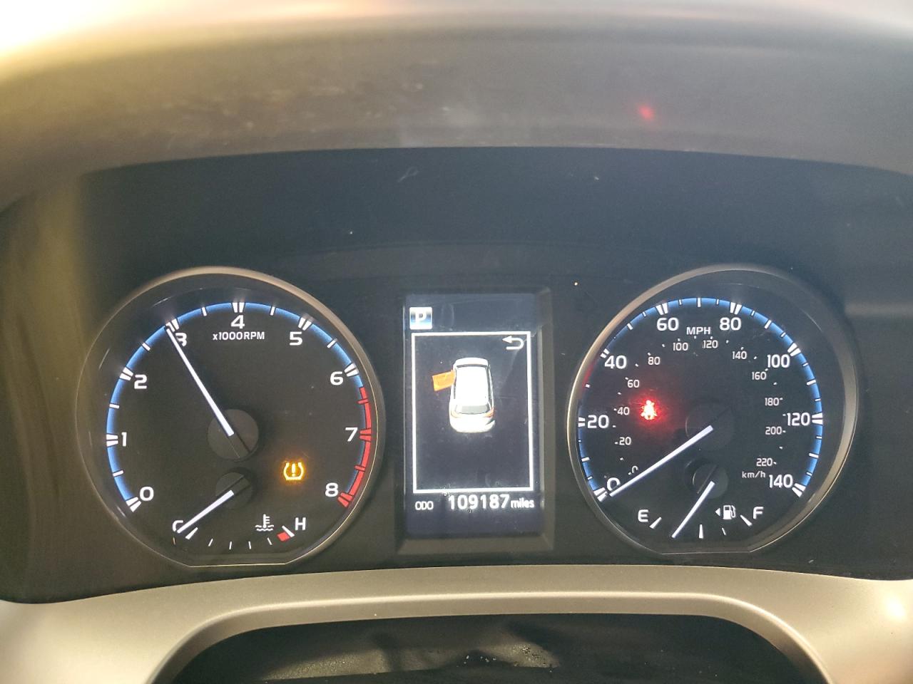 2018 Toyota RAV 4 - Image 9