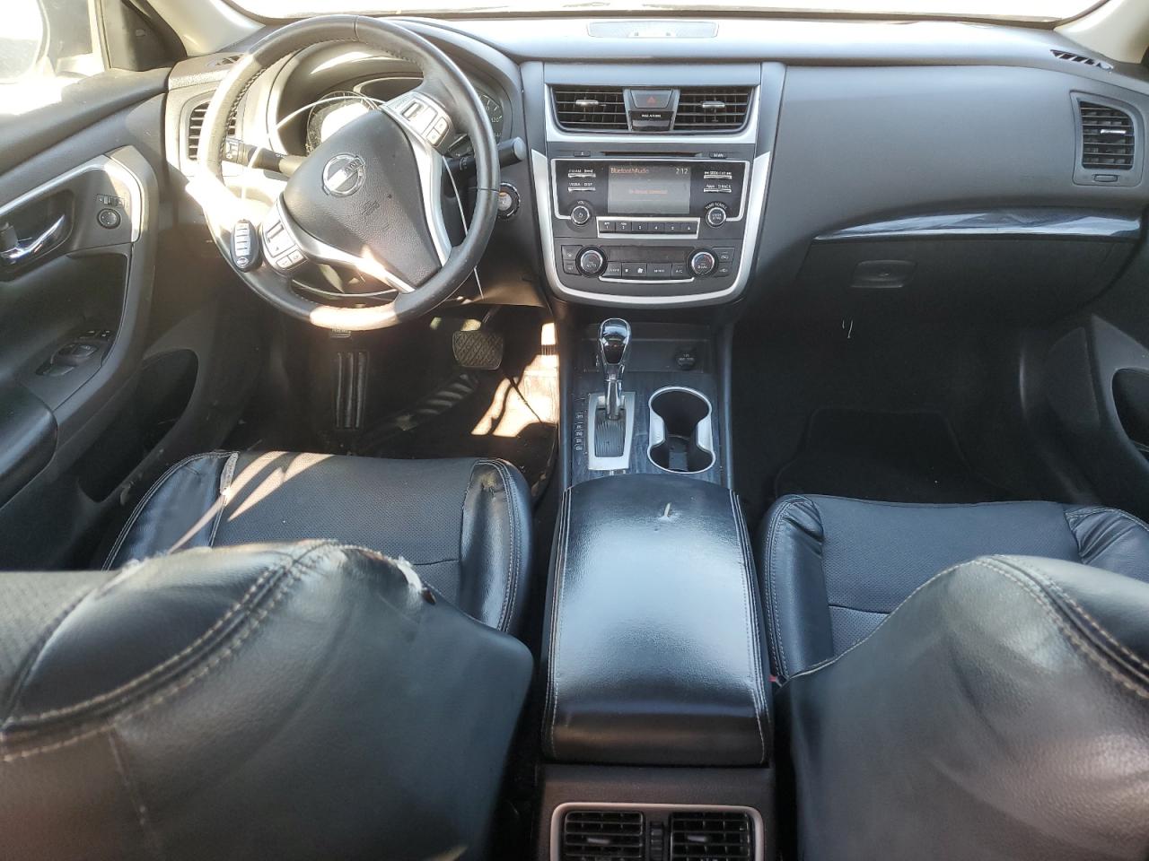 2016 Nissan Altima - Image 8