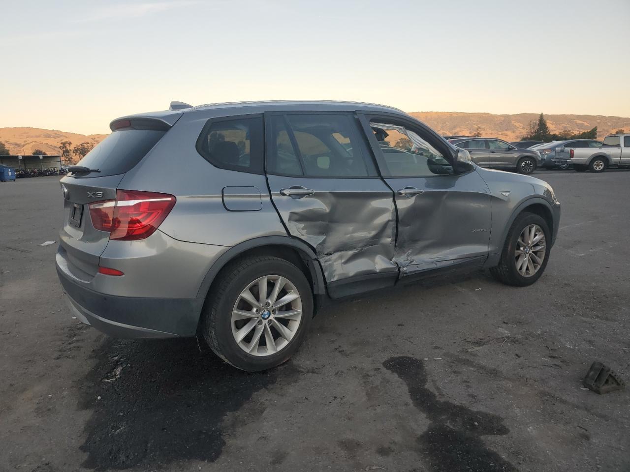 VIN 5UXWX9C54E0D42058 2014 BMW X3 no.3