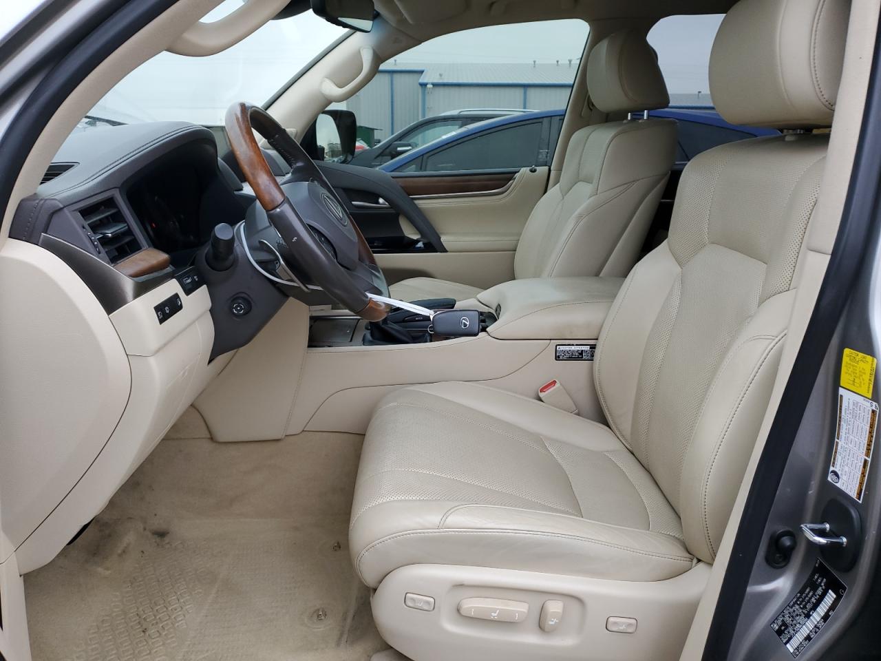 2021 Lexus LX - Image 7