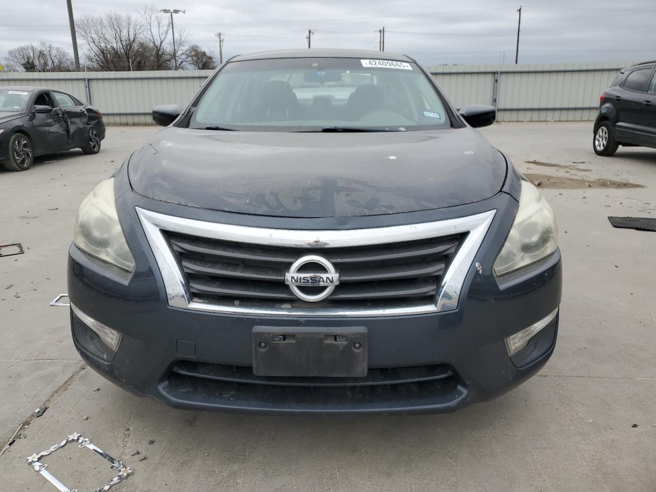 2014 Nissan Altima - Image 5