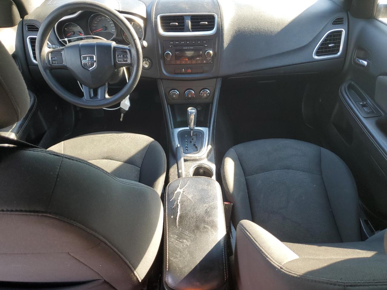 2012 Dodge Avenger - Image 8