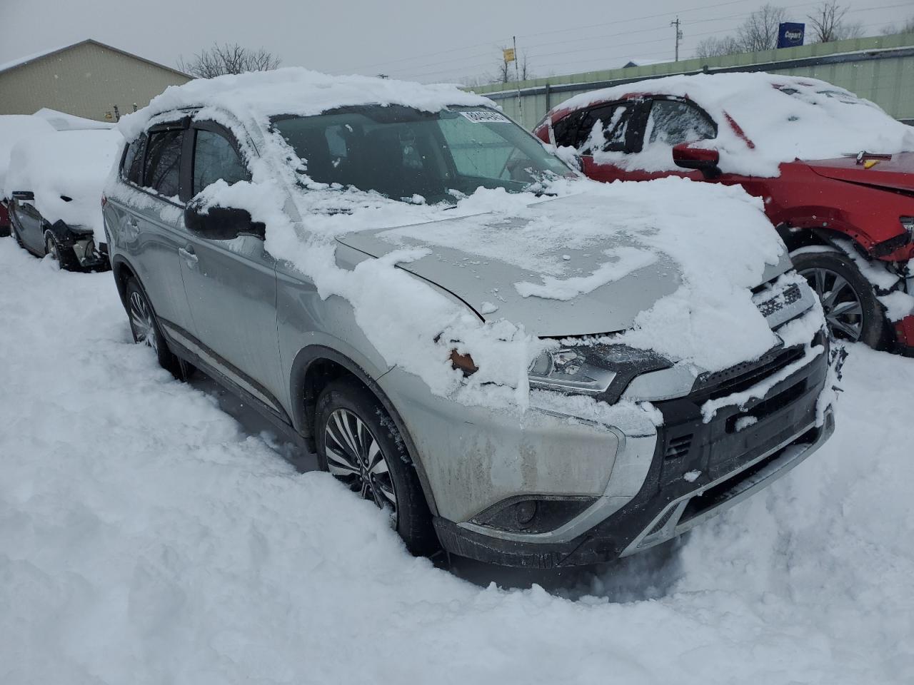 2020 Mitsubishi Outlander - Image 4