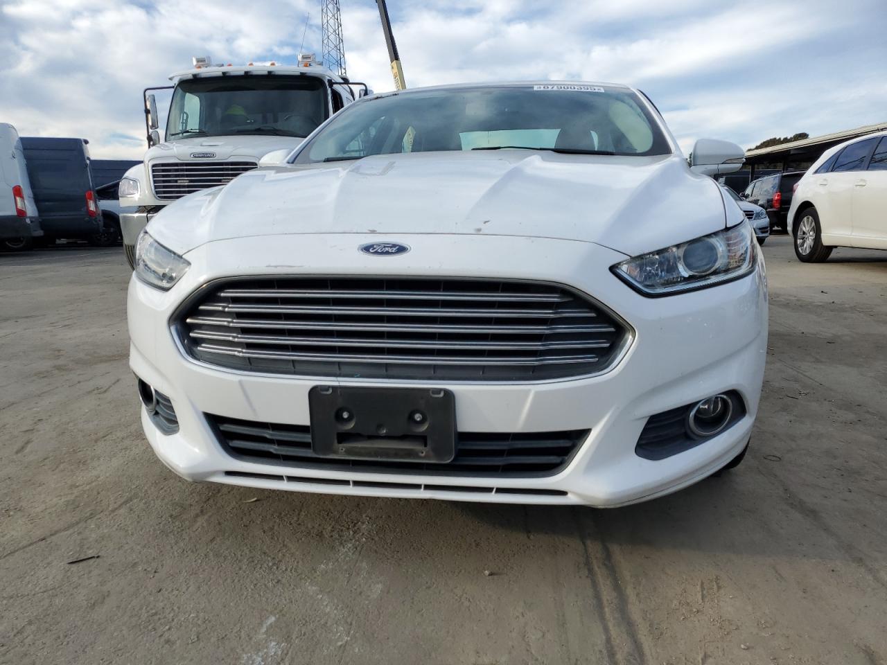 VIN 3FA6P0PU9GR404994 2016 FORD FUSION no.5