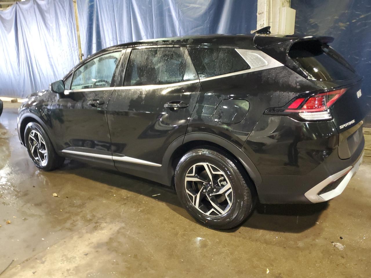 2024 Kia Sportage - Image 2