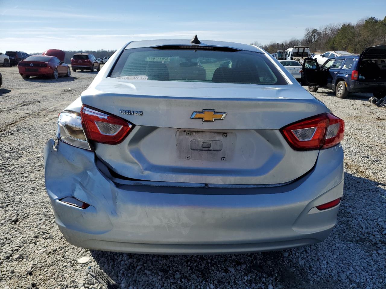 2018 Chevrolet Cruze - Image 6