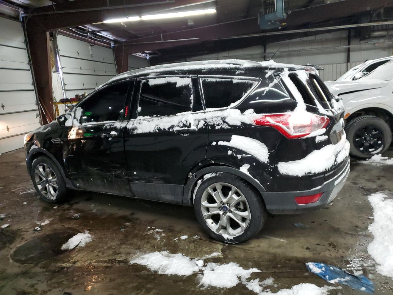 2015 Ford Escape - Image 2