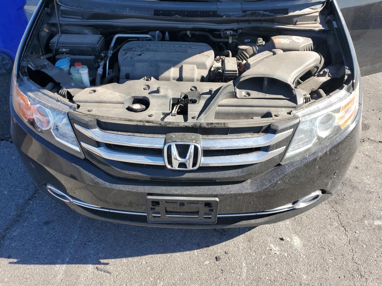 2015 Honda Odyssey - Image 14