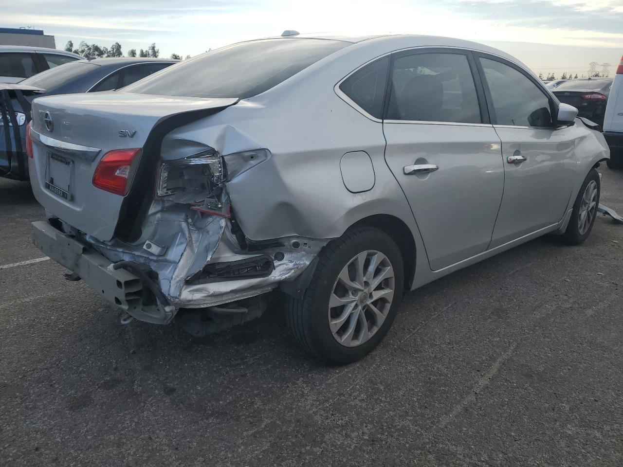 VIN 3N1AB7AP5JL632194 2018 NISSAN SENTRA no.3