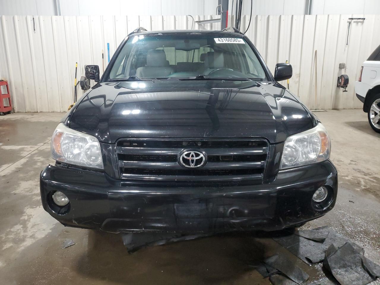 2004 Toyota Highlander - Image 5