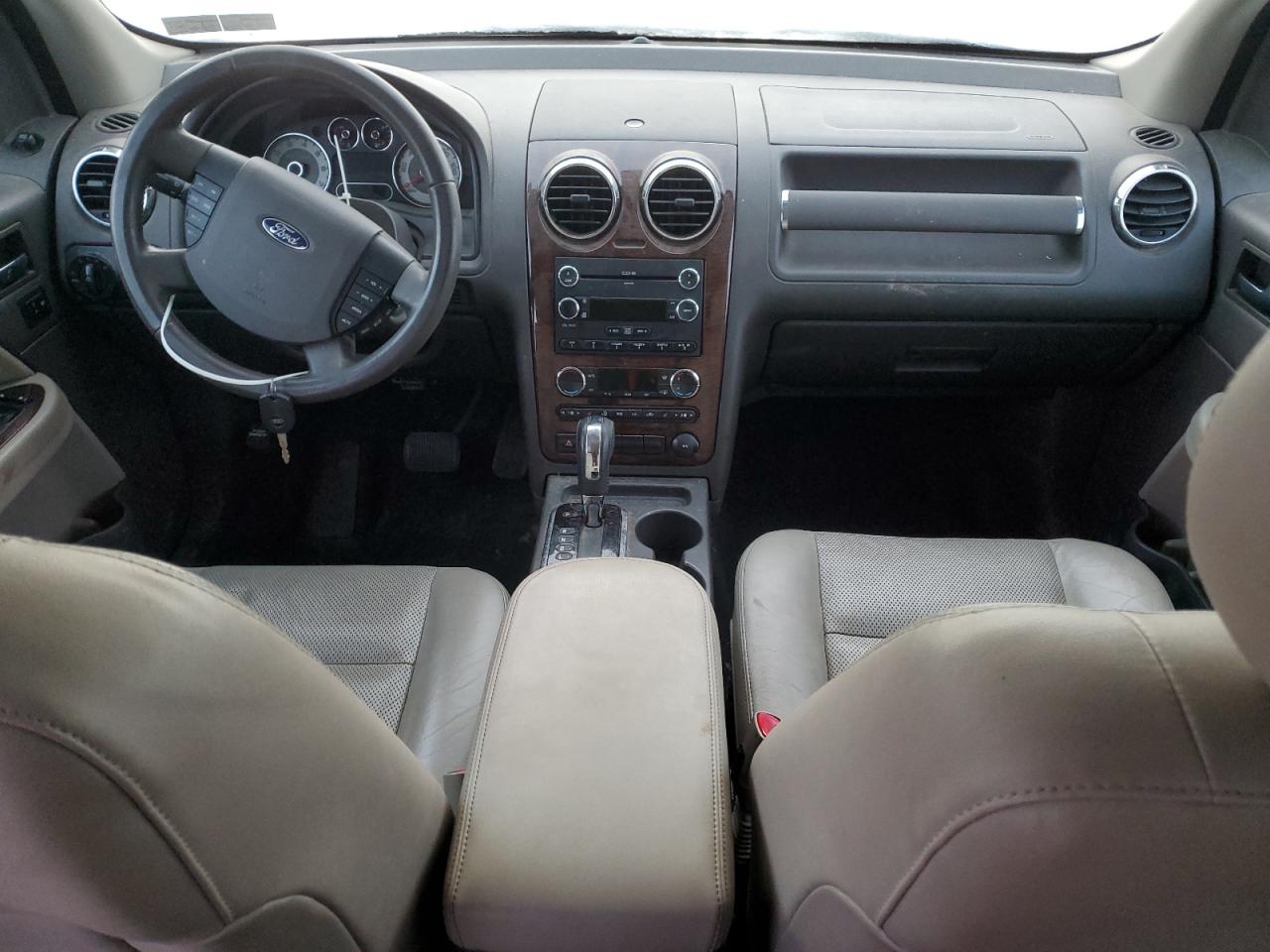 2008 Ford Taurus - Image 8