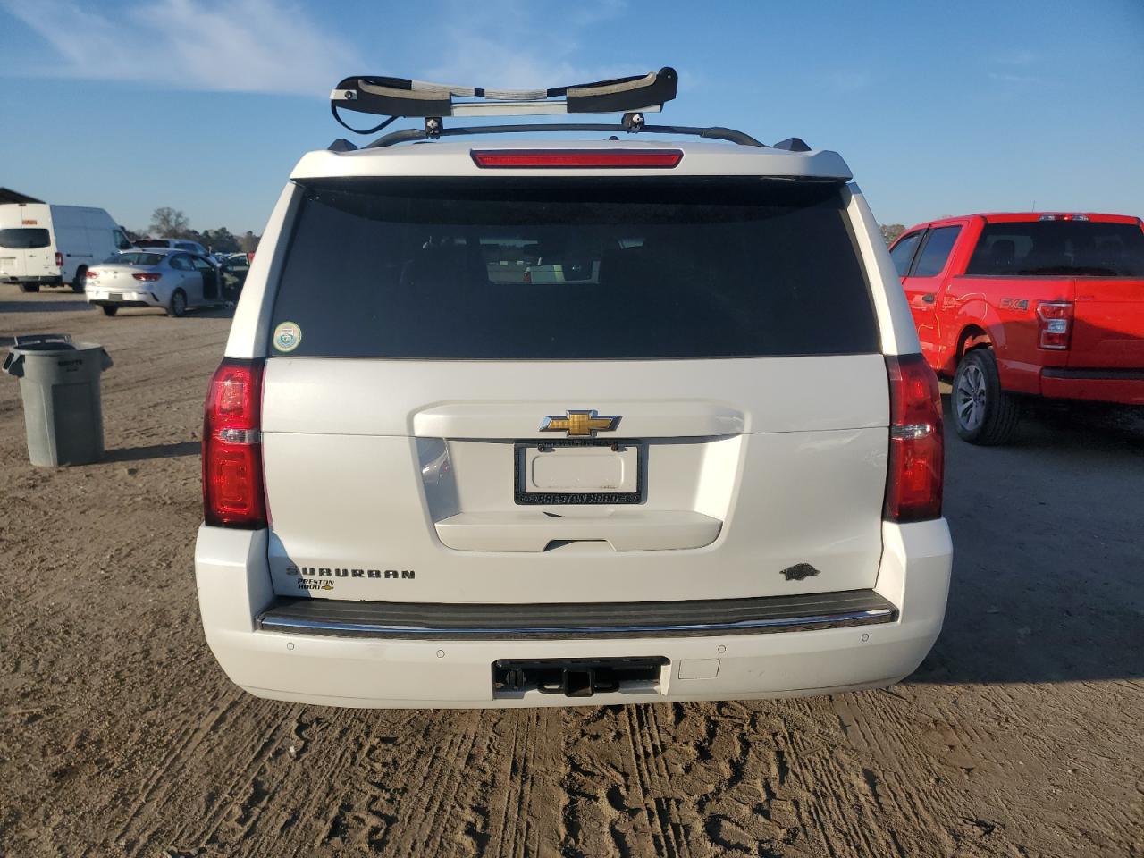 VIN 1GNSKJKC7GR356927 2016 CHEVROLET SUBURBAN no.6