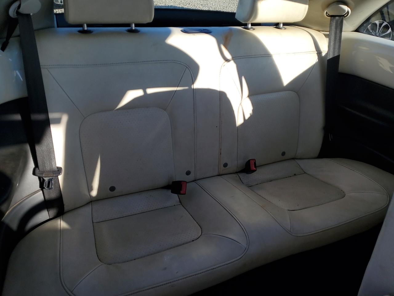 2008 Volkswagen New Beetle Triple White VIN: 3VWFW31C68M524651 Lot: 86698394