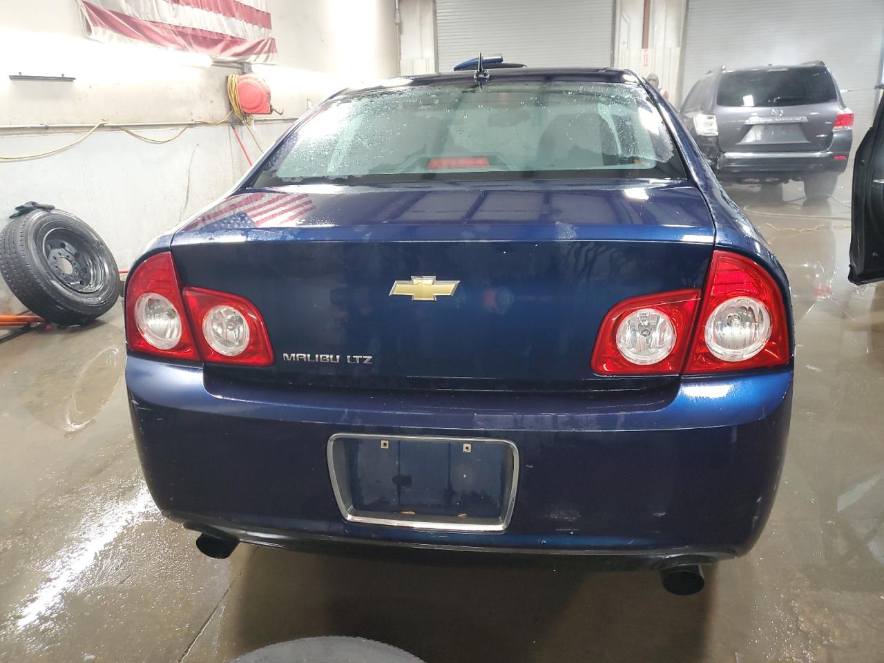 2011 Chevrolet Malibu - Image 6