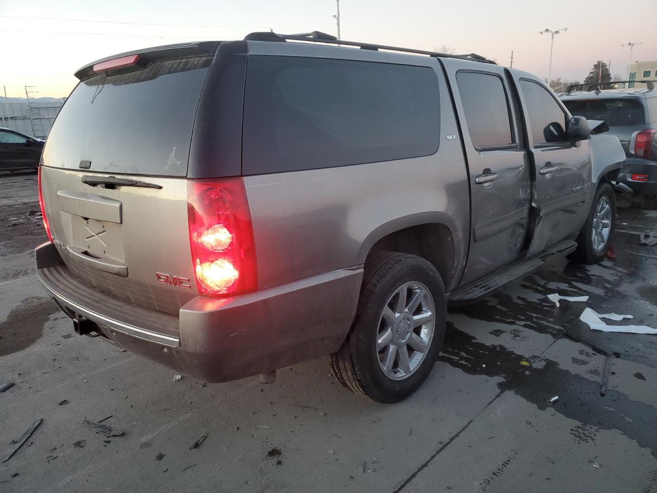 2007 GMC Yukon - Image 3