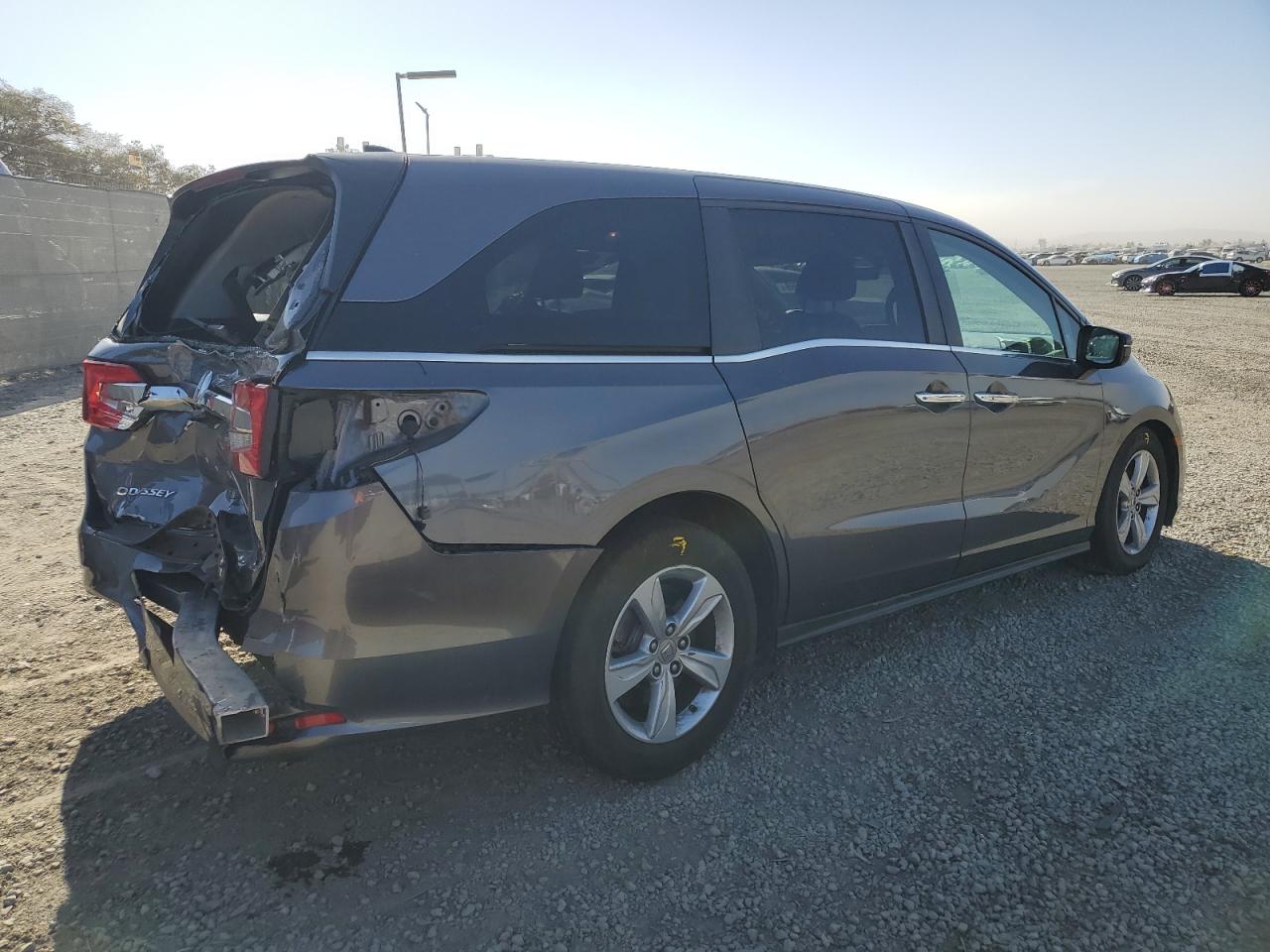 2019 Honda Odyssey - Image 3