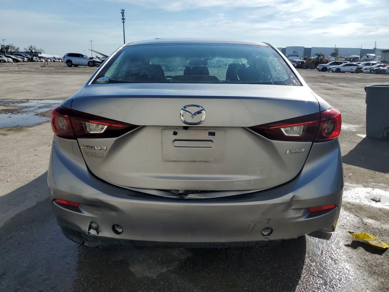 2016 Mazda 3 - Image 6