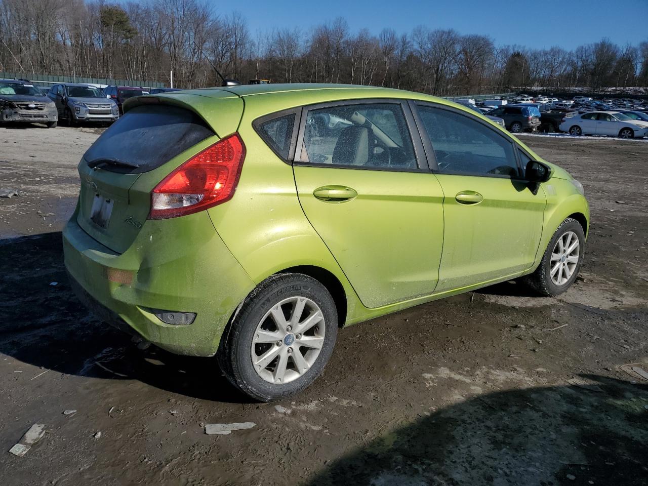 2011 Ford Fiesta - Image 3