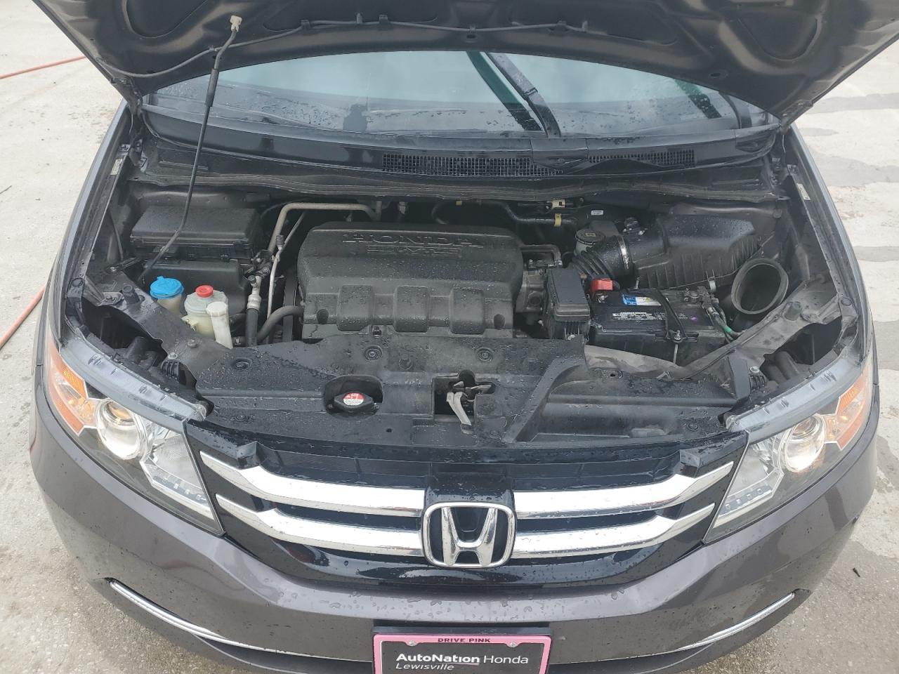 2014 Honda Odyssey - Image 12