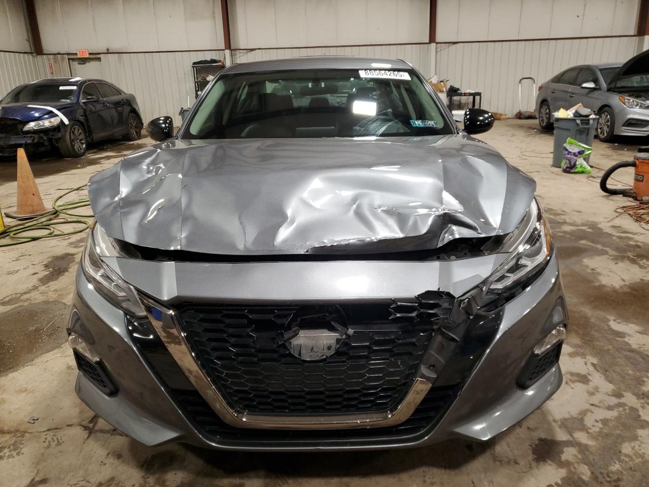 2019 Nissan Altima - Image 5