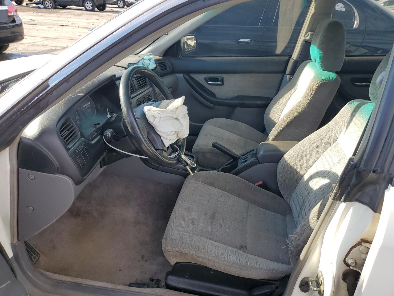 2000 Subaru Legacy - Image 7