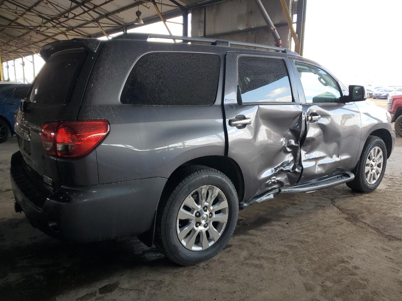 2014 Toyota Sequoia - Image 3