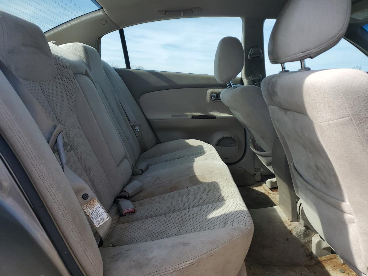 2005 Nissan Altima - Image 10