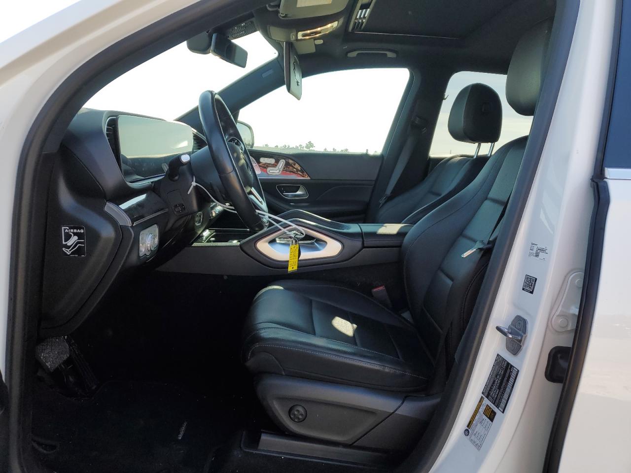 2020 Mercedes-Benz GLE - Image 7