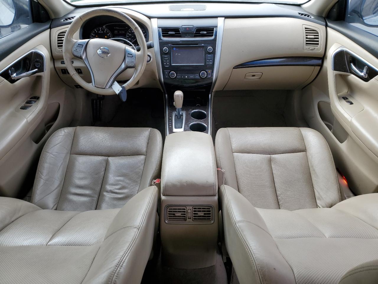 2013 Nissan Altima - Image 8