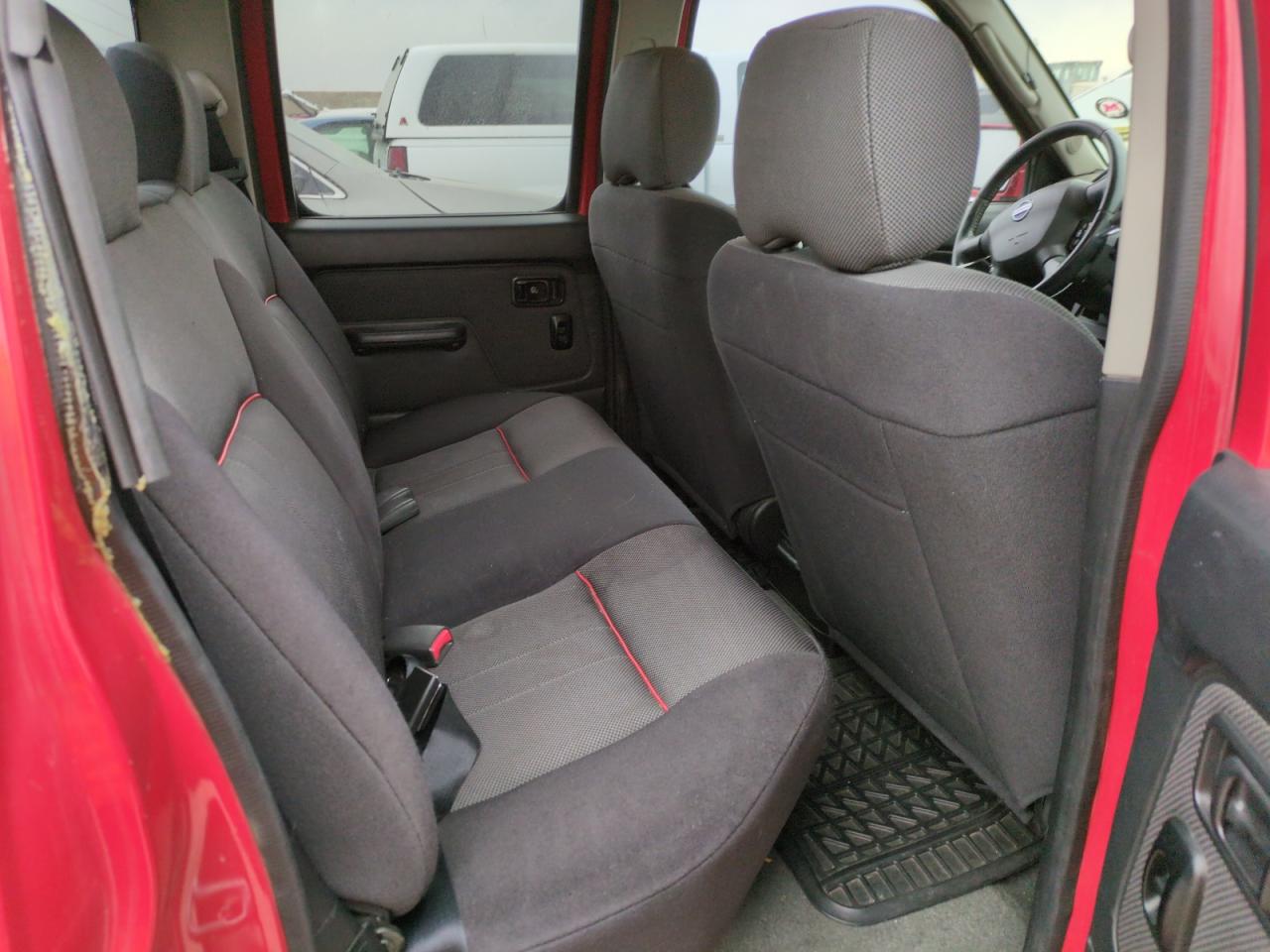 2004 Nissan Navara (Frontier) - Image 10