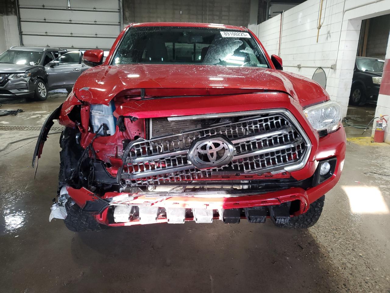 2016 Toyota Tacoma - Image 5