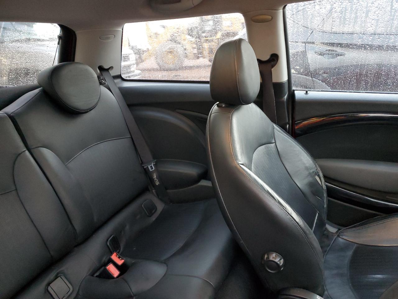 2009 MINI Cooper - Image 10