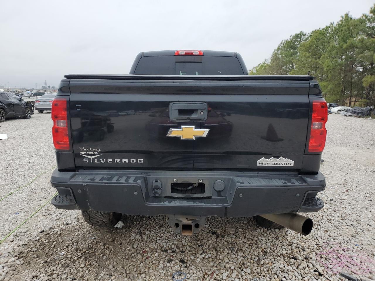 2015 Chevrolet Silverado - Image 6