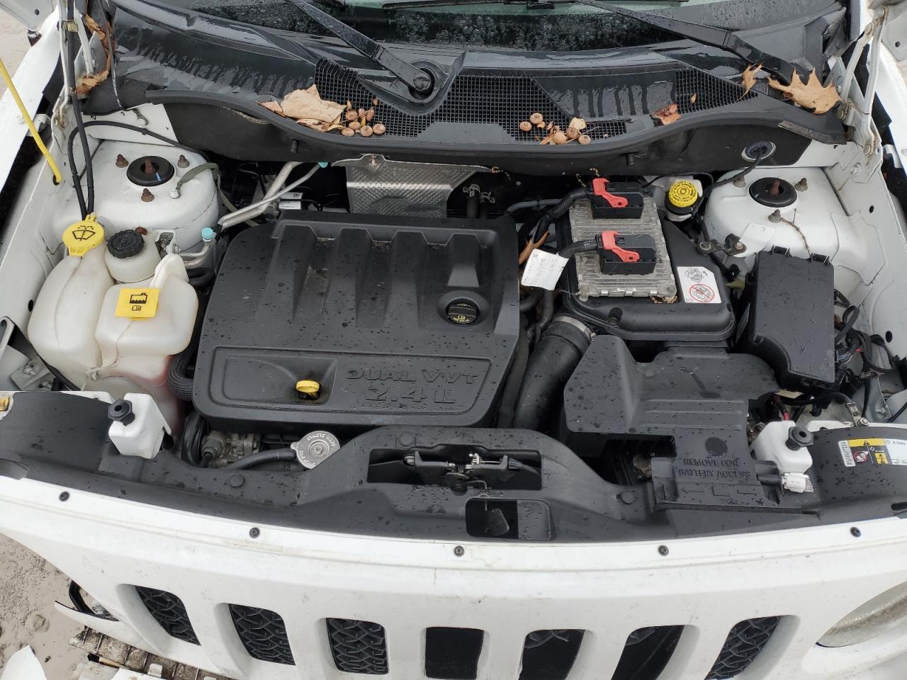 2017 Jeep Liberty (Patriot) - Image 12