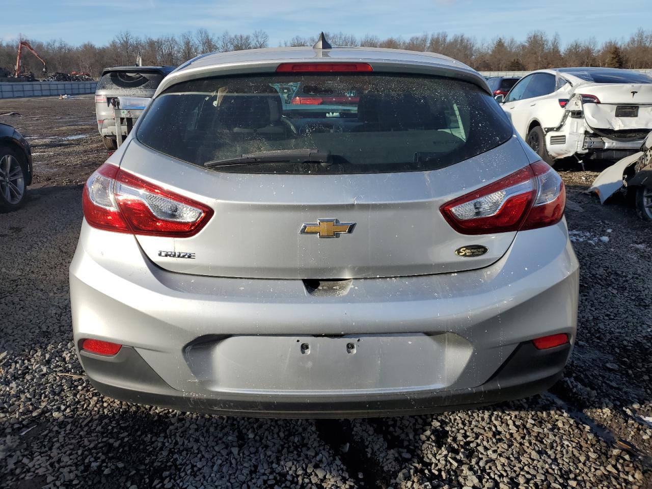 2019 Chevrolet Cruze - Image 6