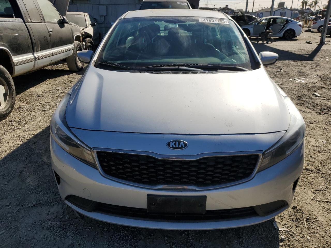 2017 Kia Forte - Image 5