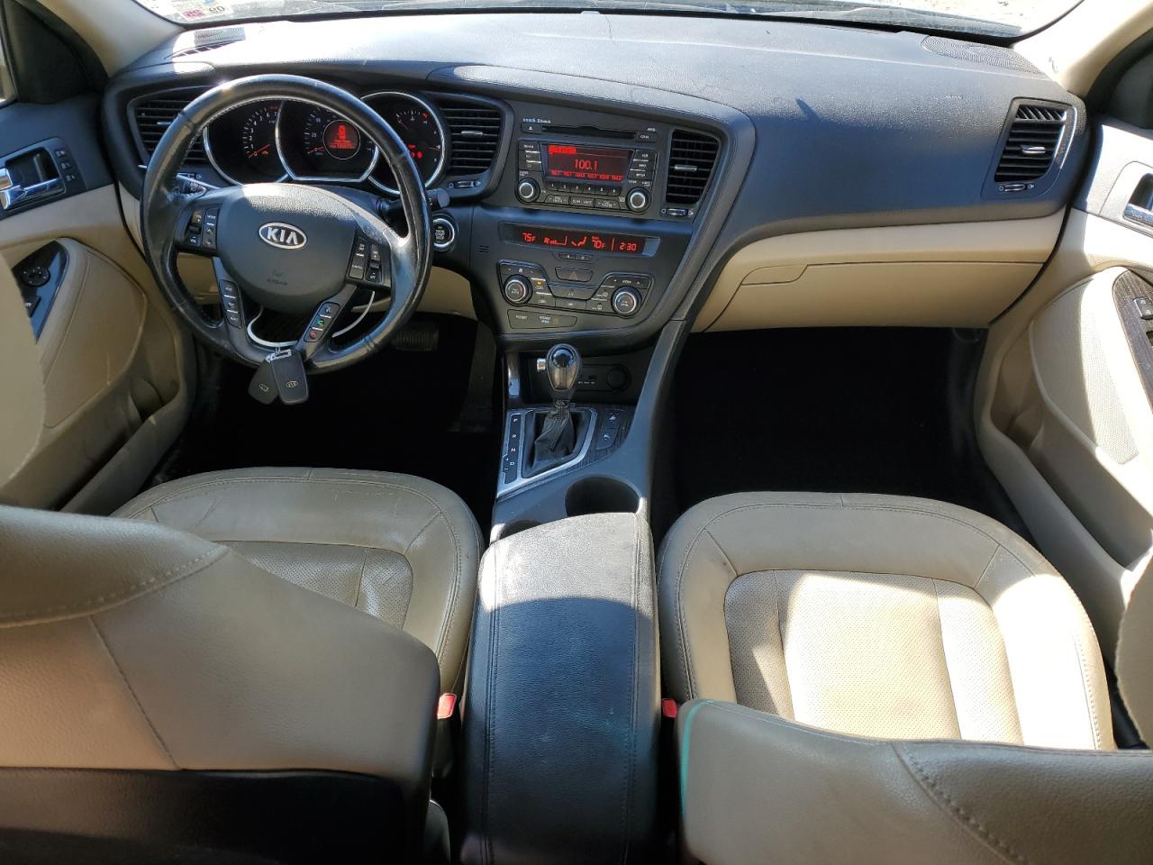 2011 Kia Optima - Image 8