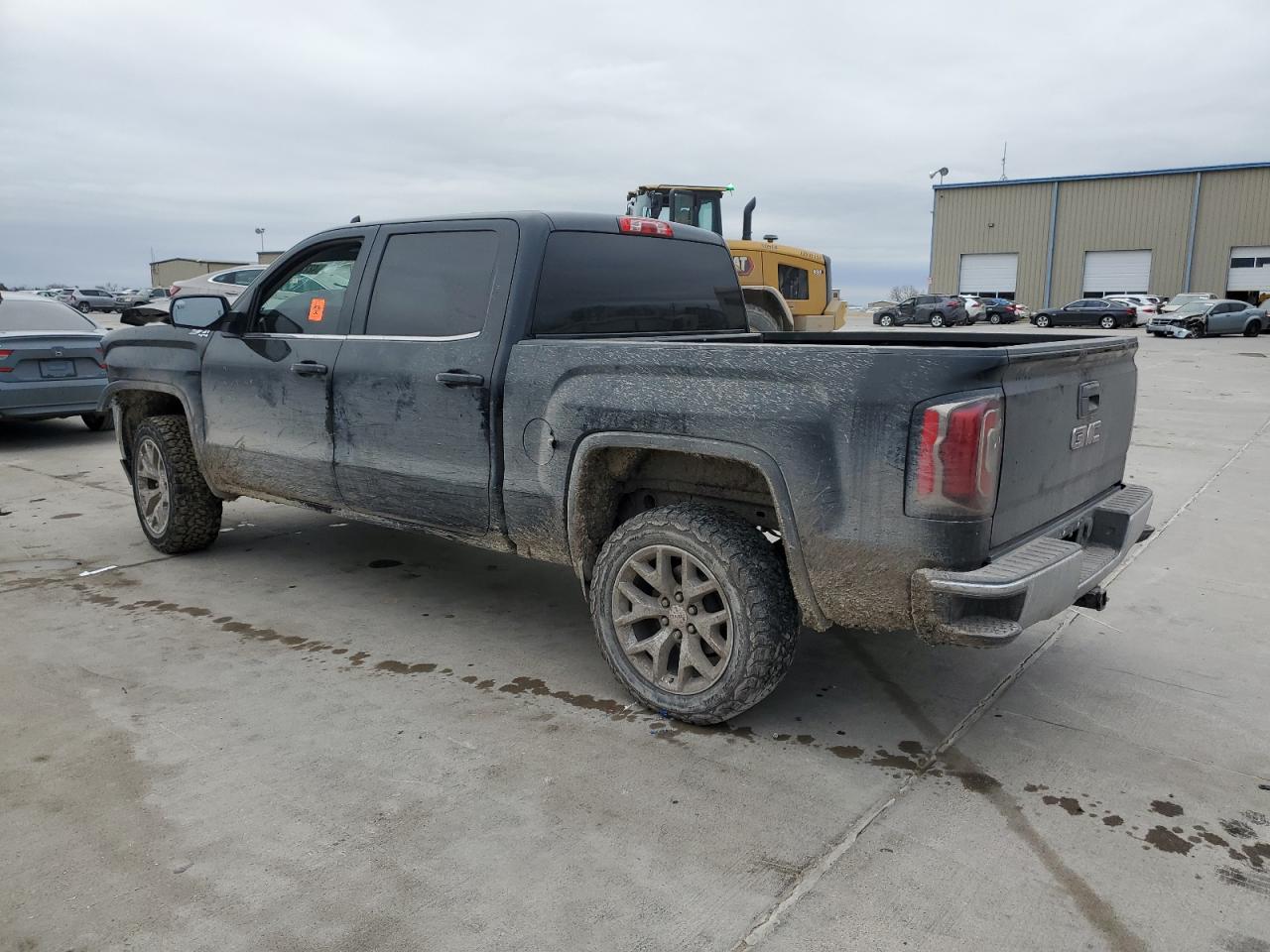2018 GMC Sierra - Image 2