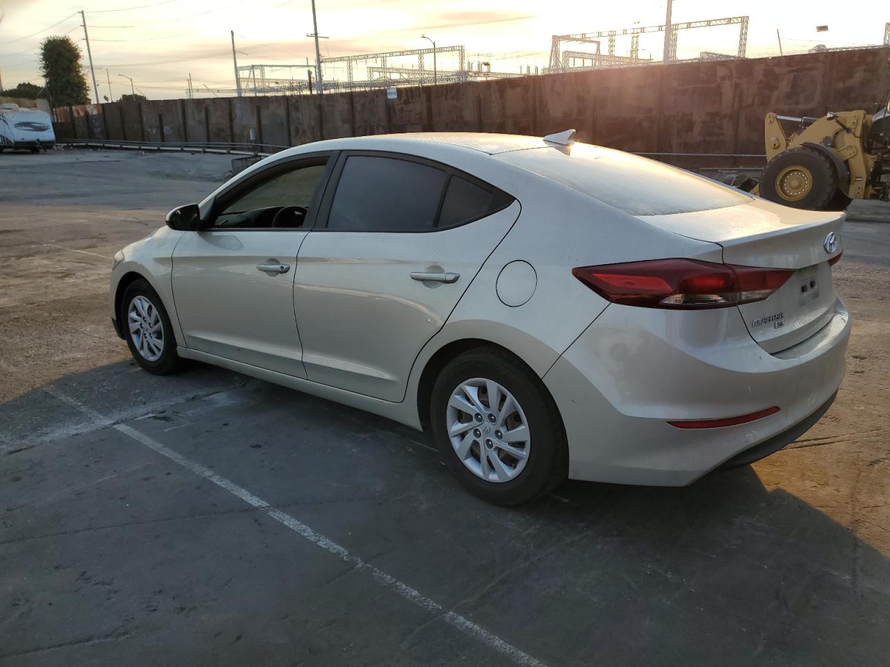 2017 Hyundai Elantra - Image 2