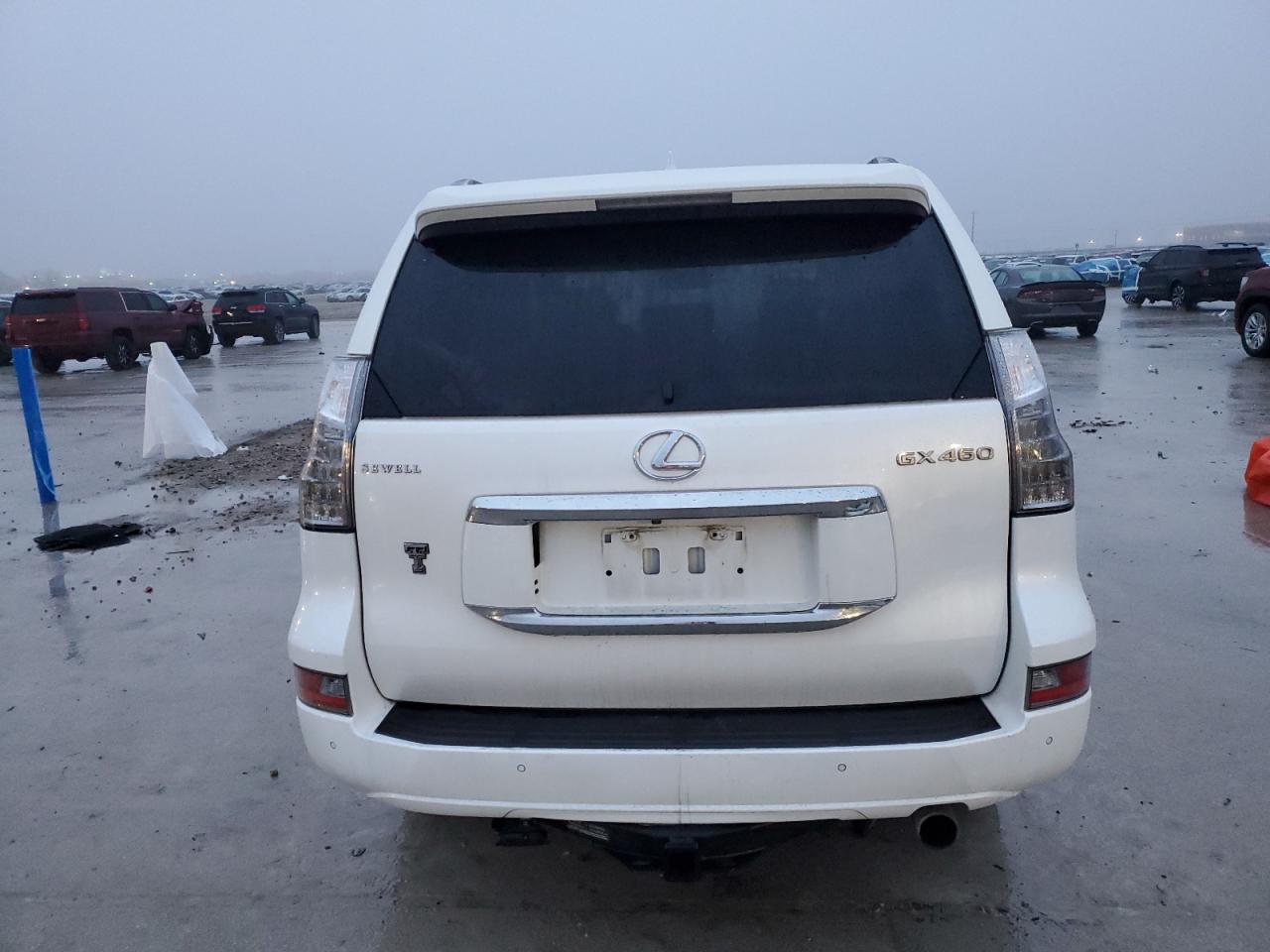 2016 Lexus GX - Image 6