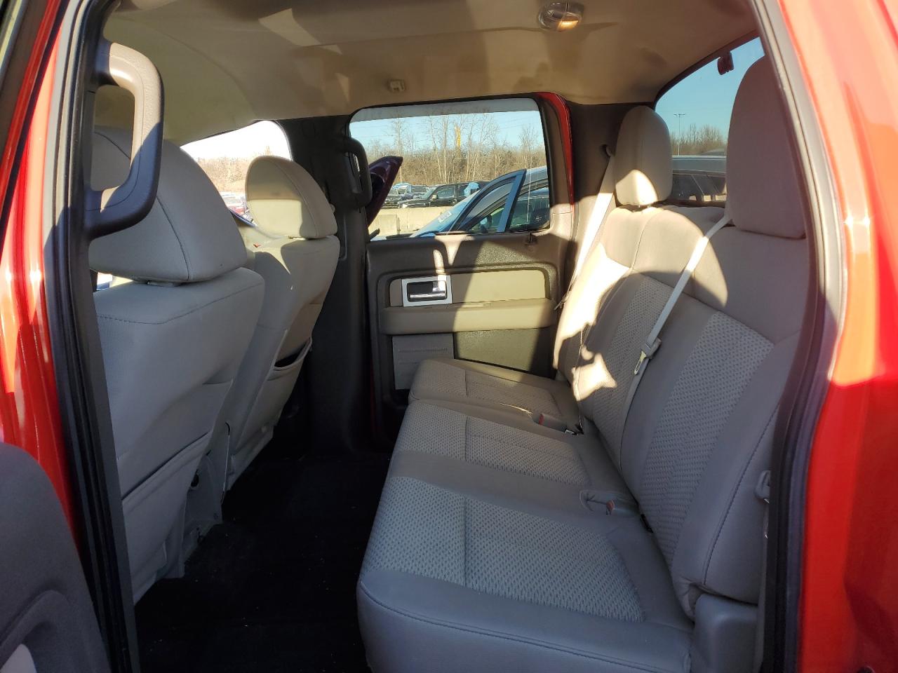 2010 Ford F-150 - Image 11