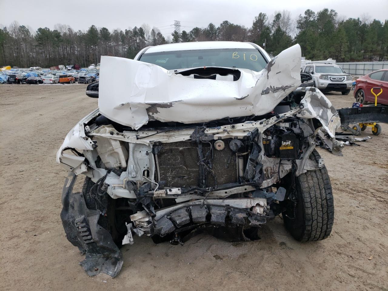 2016 Toyota Tacoma - Image 5