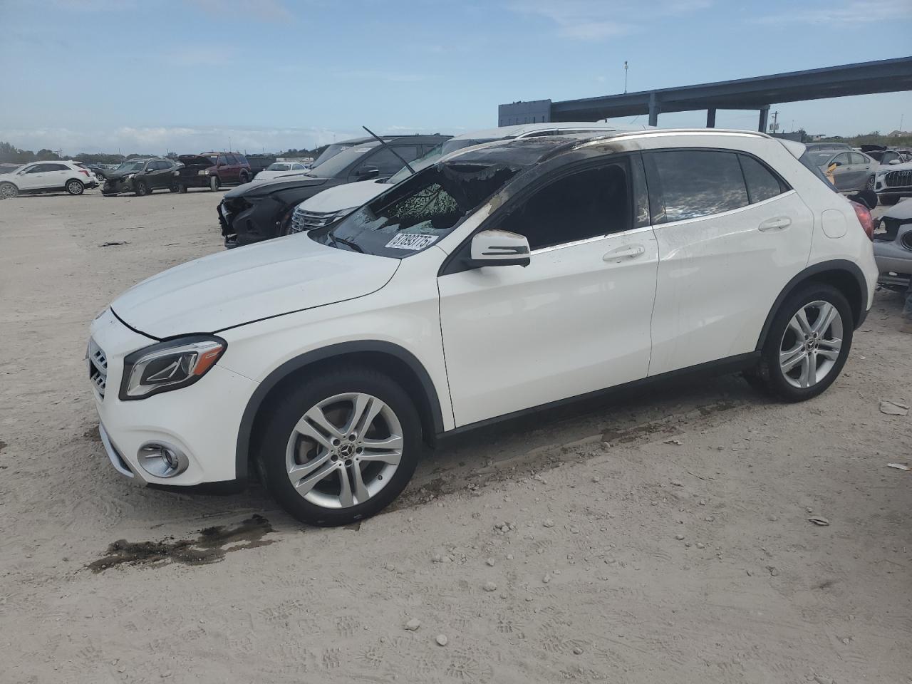 2020 Mercedes-Benz GLA-klasse - Image 1