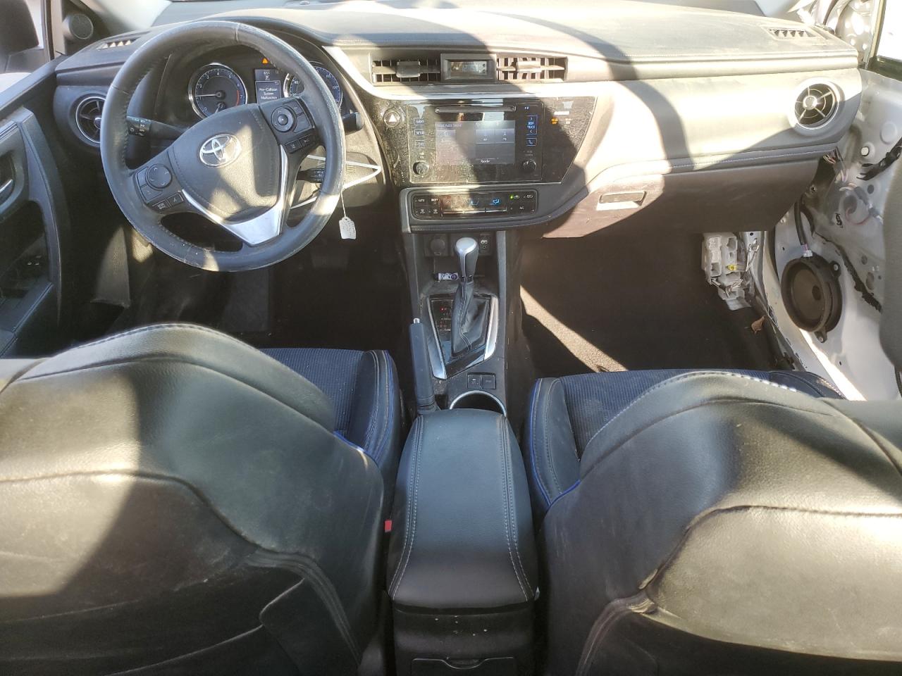 2017 Toyota Corolla - Image 8