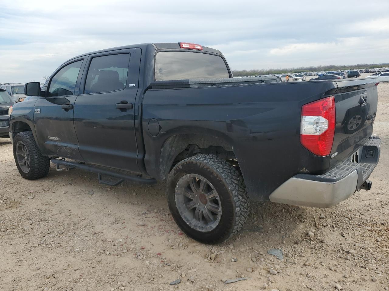 2014 Toyota Tundra - Image 2