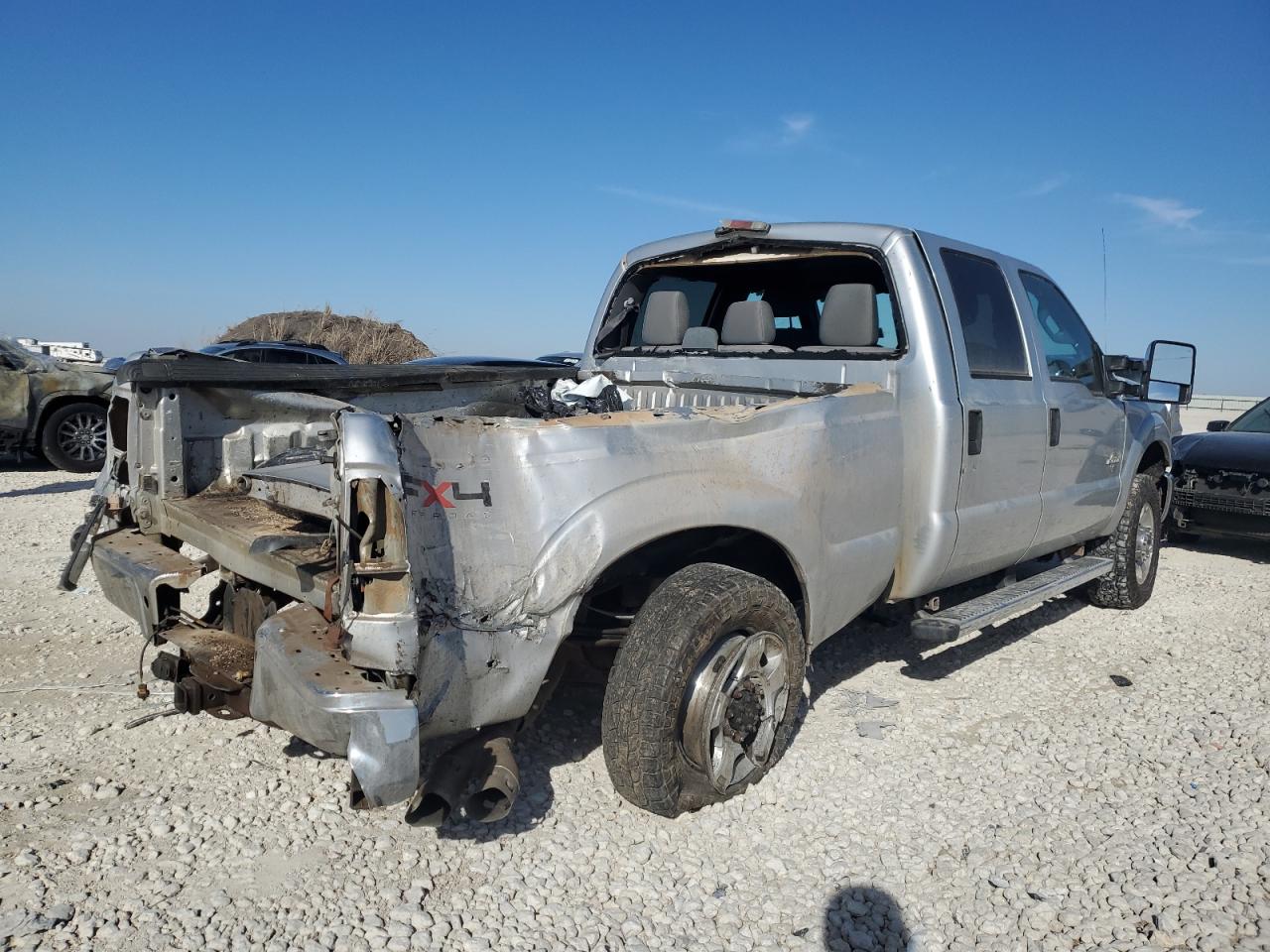 2011 Ford F250 - Image 3